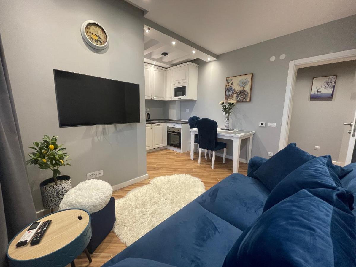 Xio Apartments Бар Екстериор снимка