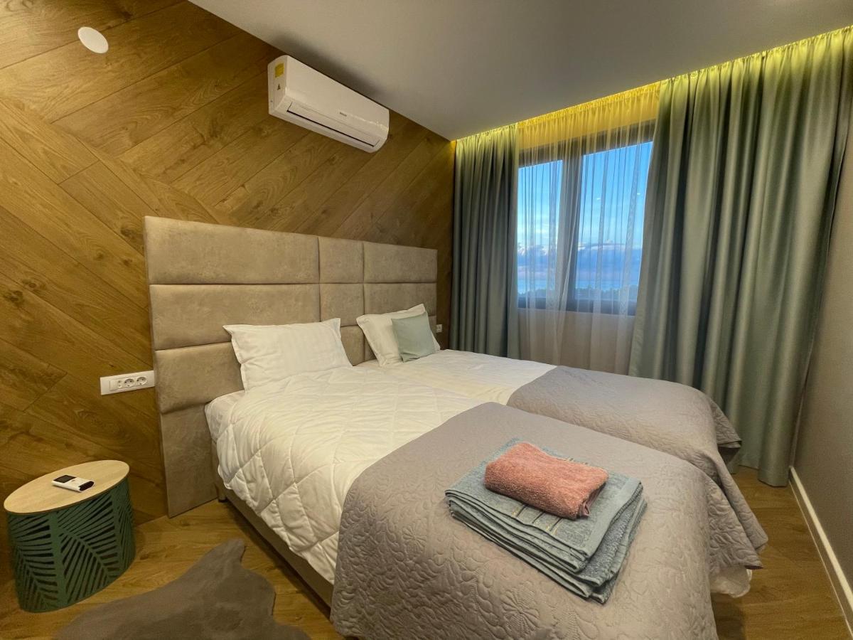Xio Apartments Бар Екстериор снимка
