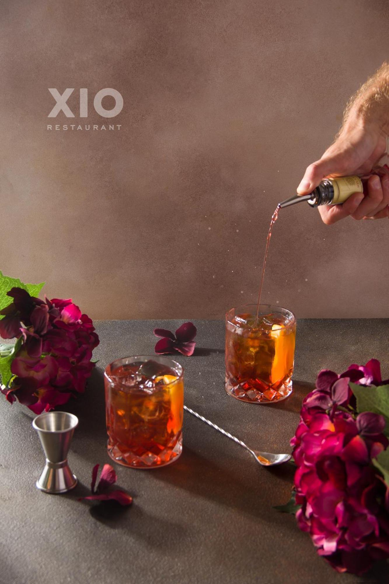 Xio Apartments Бар Екстериор снимка