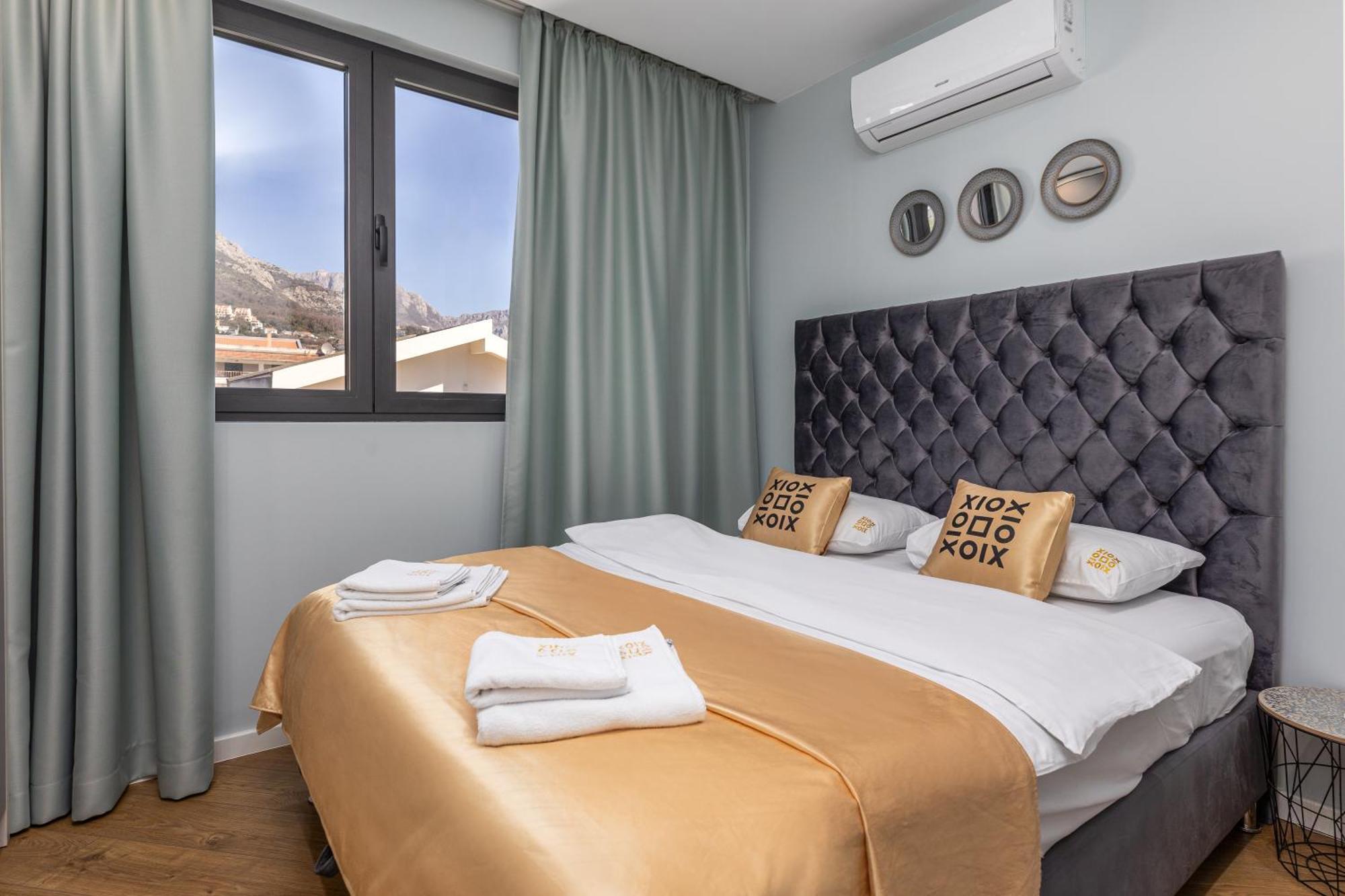 Xio Apartments Бар Екстериор снимка